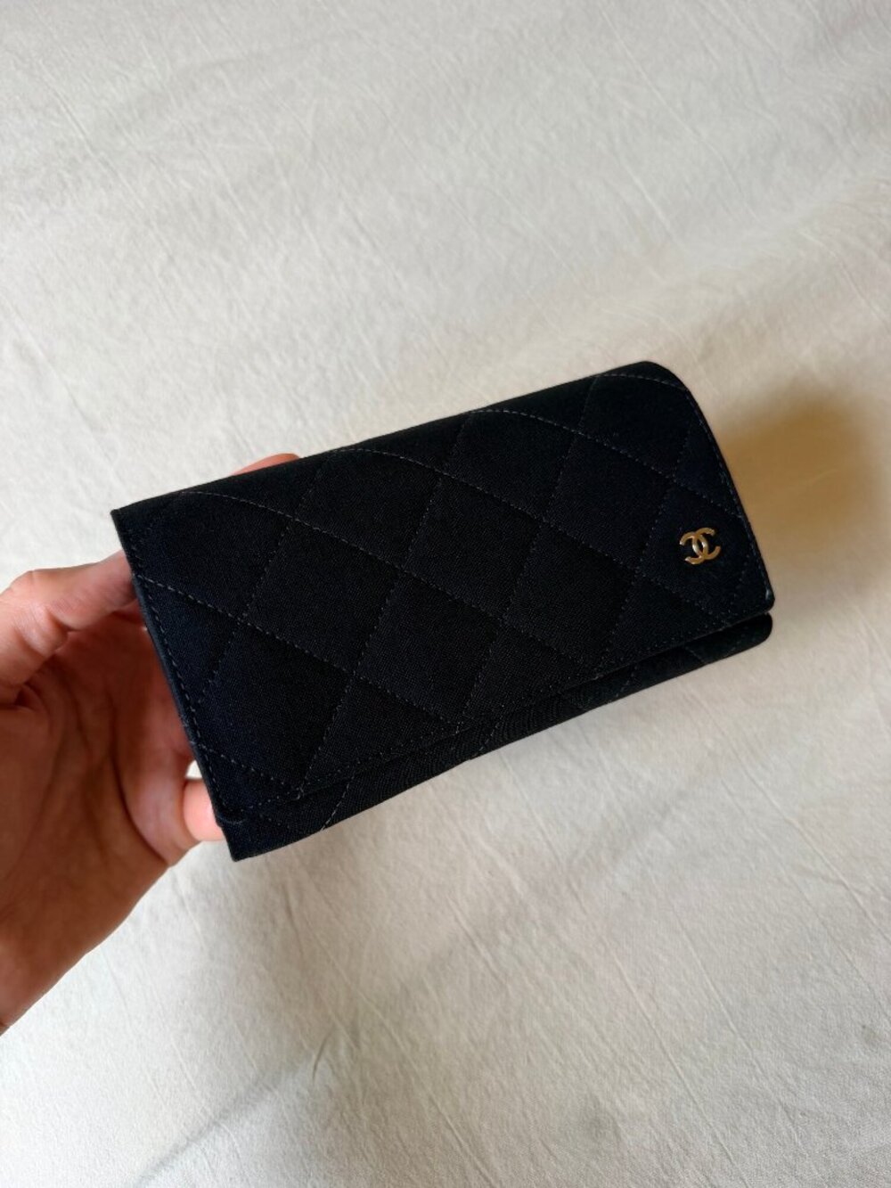 Chanel Quilted Fabric Sunglasses Soft Case Gold CC Emblem Black